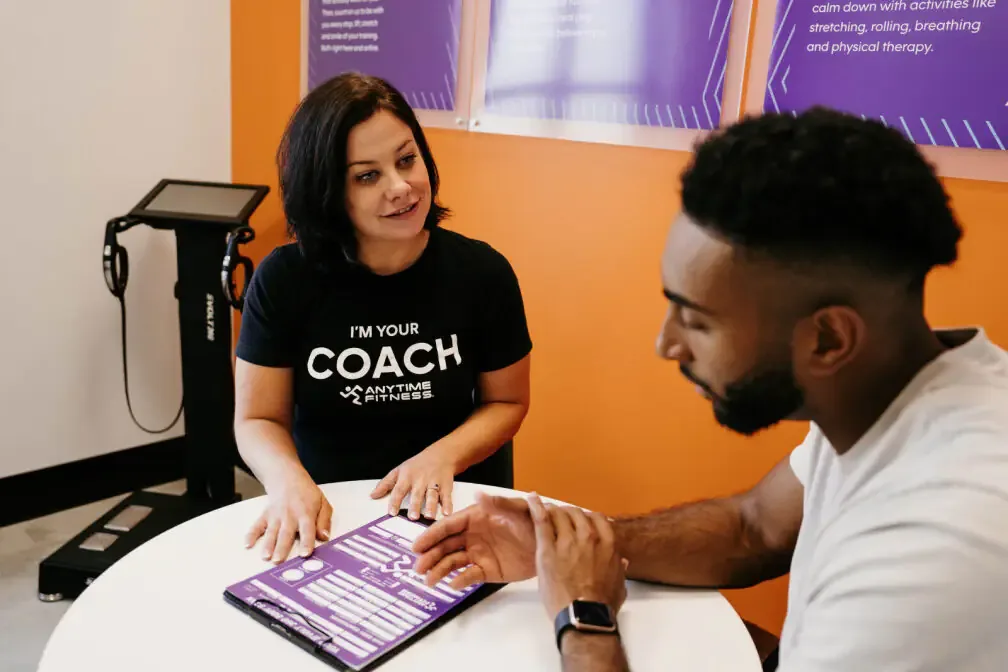Post: START WITH A FREE FITNESS CONSULTATION 💜
Sit down 1-on-1 with an AF Coach, talk through your goals and get an Evolt 360